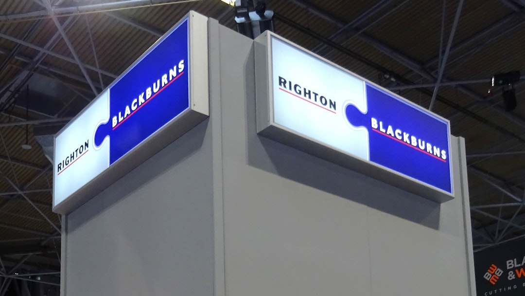 Sign and Display 10